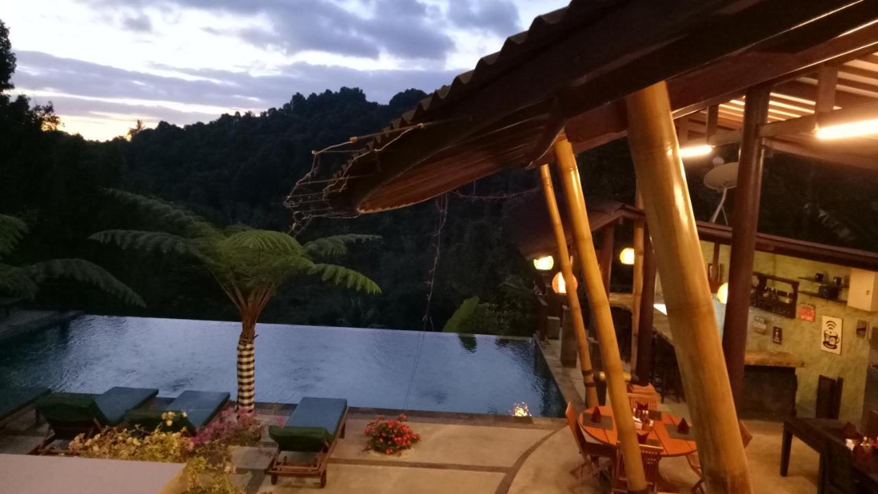 Hotel Bintang Munduk Exterior foto